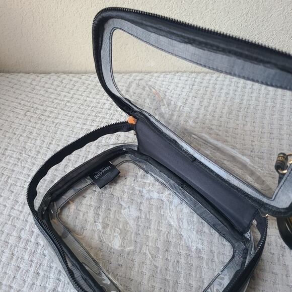 Harry Potter Transparent Pouch with Black and Gold Trim - Picture 10 of 11